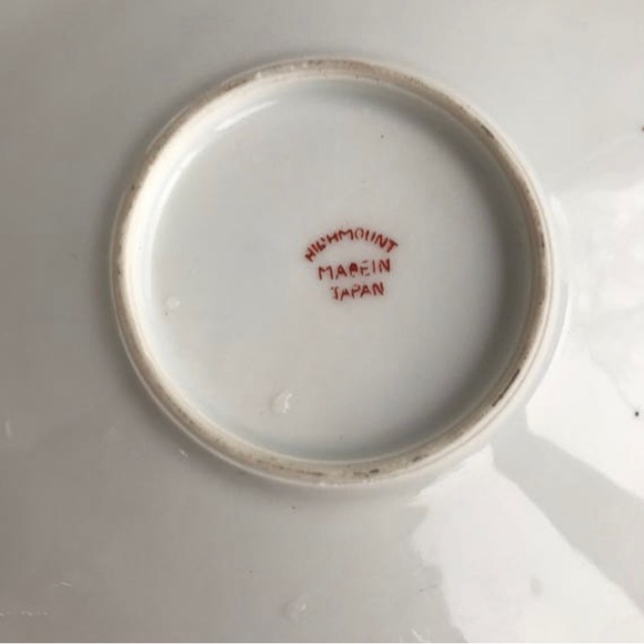 Rose Pattern Saucers Made in Japan - Picture 8 of 10